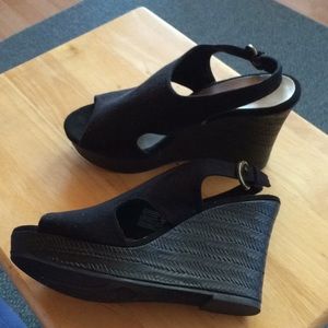 Black wedge sandals size 8 1/2